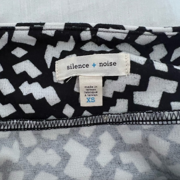 Urban Outfitters Silence + Noise Mini Skirt - Picture 6 of 7